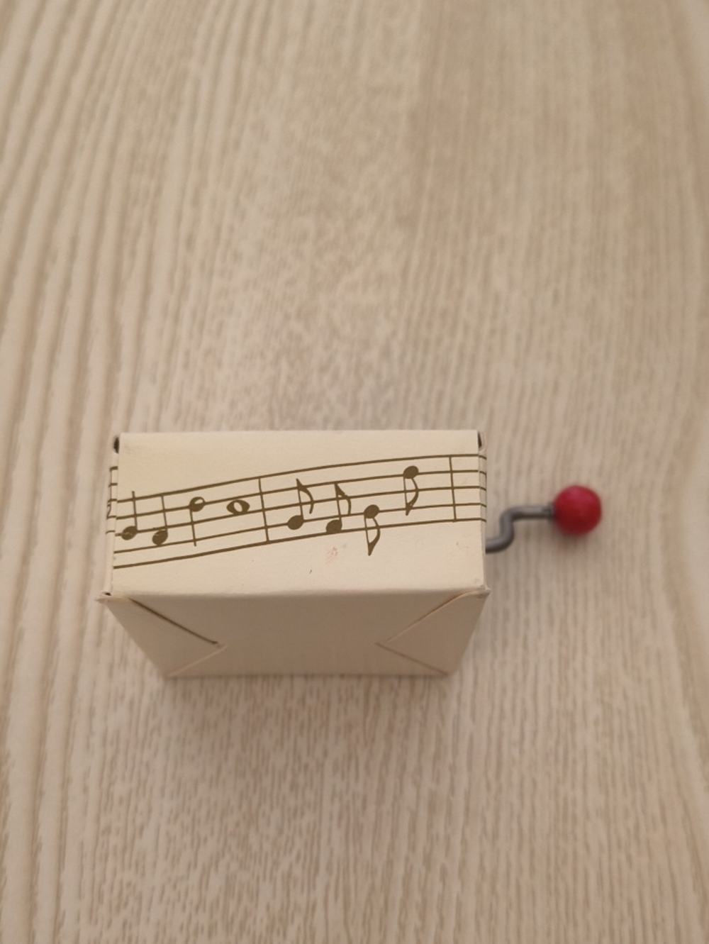 Vintage Beatrix Potter Mini Hand Crank Music Box Cardboard WORKS GREAT RARE!! - Picture 3 of 8